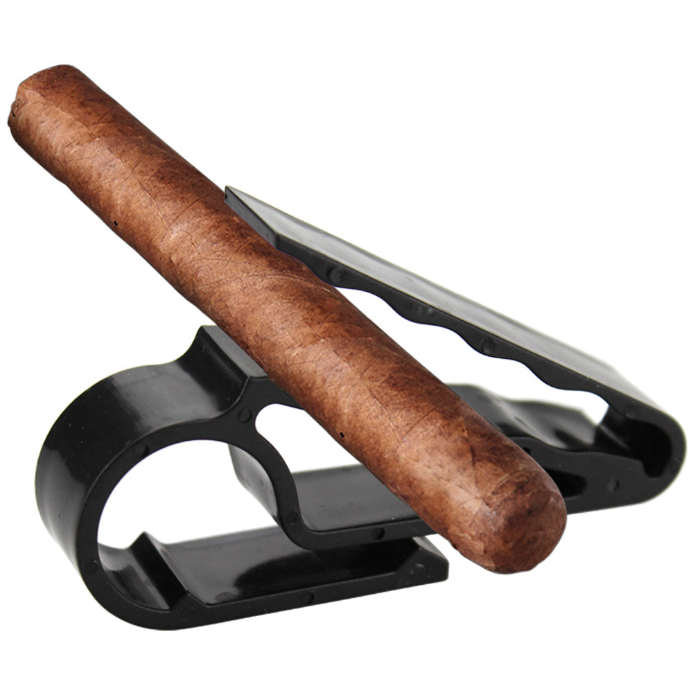 A Nylon fireproof Wolf Cigar Clip CigaretteSweatshirt