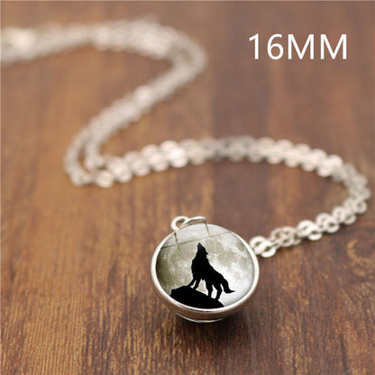 wolf pendant necklace
